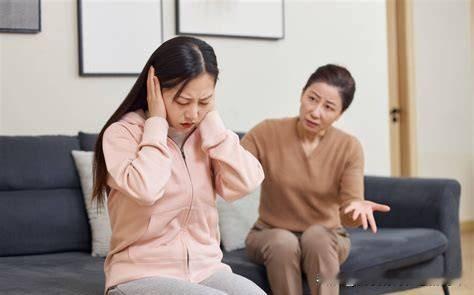 女儿参加工作后，又伸手向我要钱，想买辆轿车。我果断拒绝了！

女儿工作了两年多，