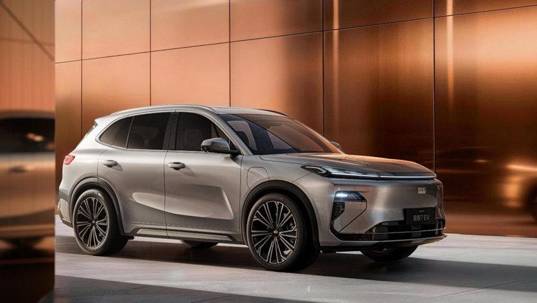车市热门 吉利银河星舰7 EV定位“超主流纯电SUV”，是吉利品牌基于GEA全球