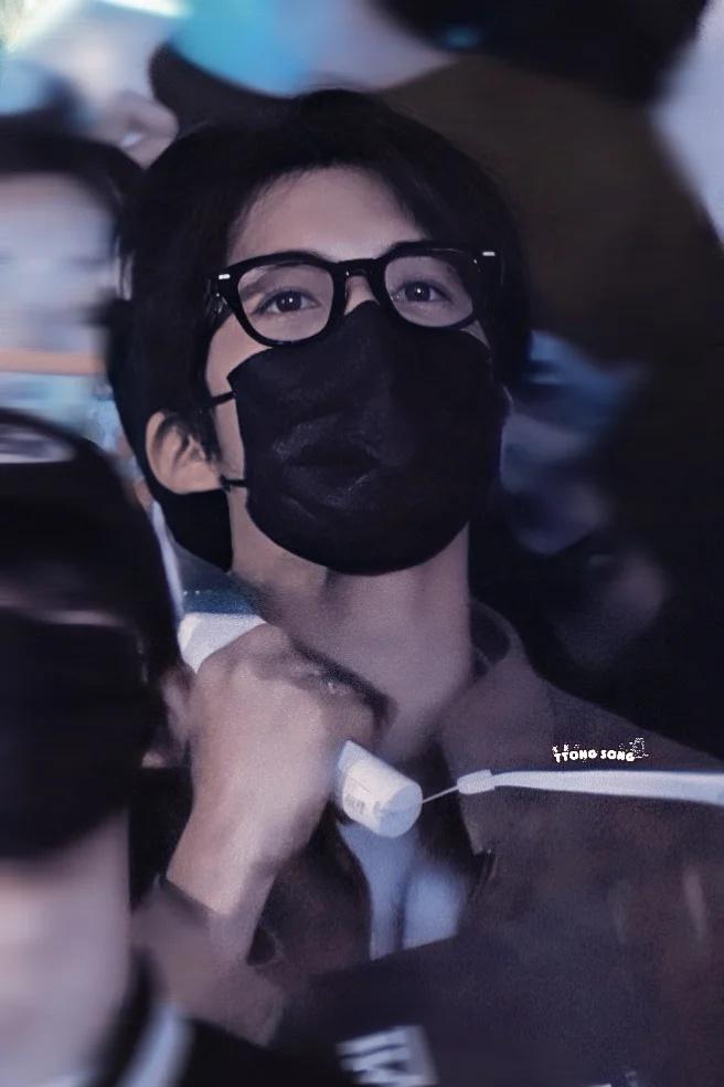 —李松河251102—
好专注的一只🐰
李松河