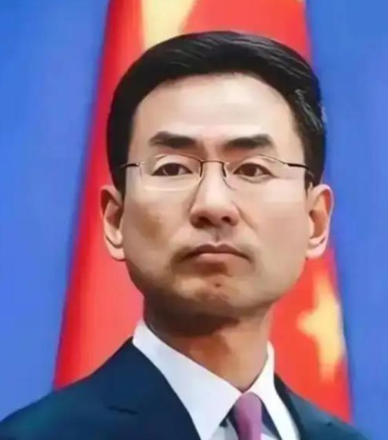 中国应向全世界公告，凡在中国历史上侵犯过中国的国家，如敢再次侵犯中国，中国将对其
