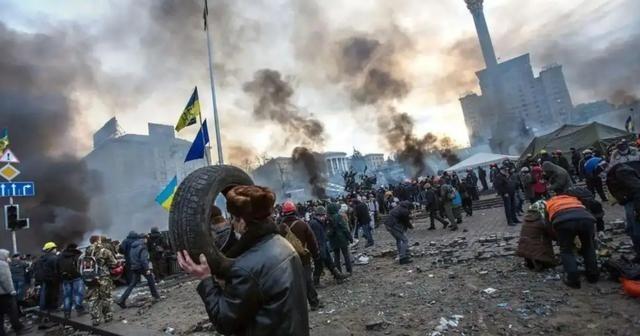 出大事了？本以为俄乌战争快要结束了，万万没有想到，德国、法国、英国、意大利、波兰