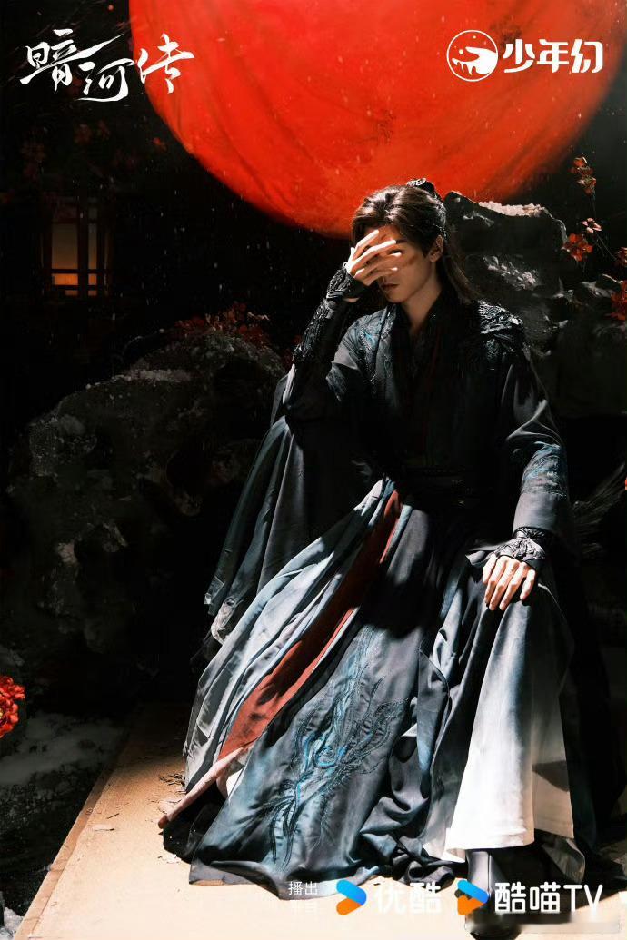 龚俊抬手不是抱歉是你还得再练苏暮雨的一万八千剑就很牛，惊龙变更绝，这一段真的是武