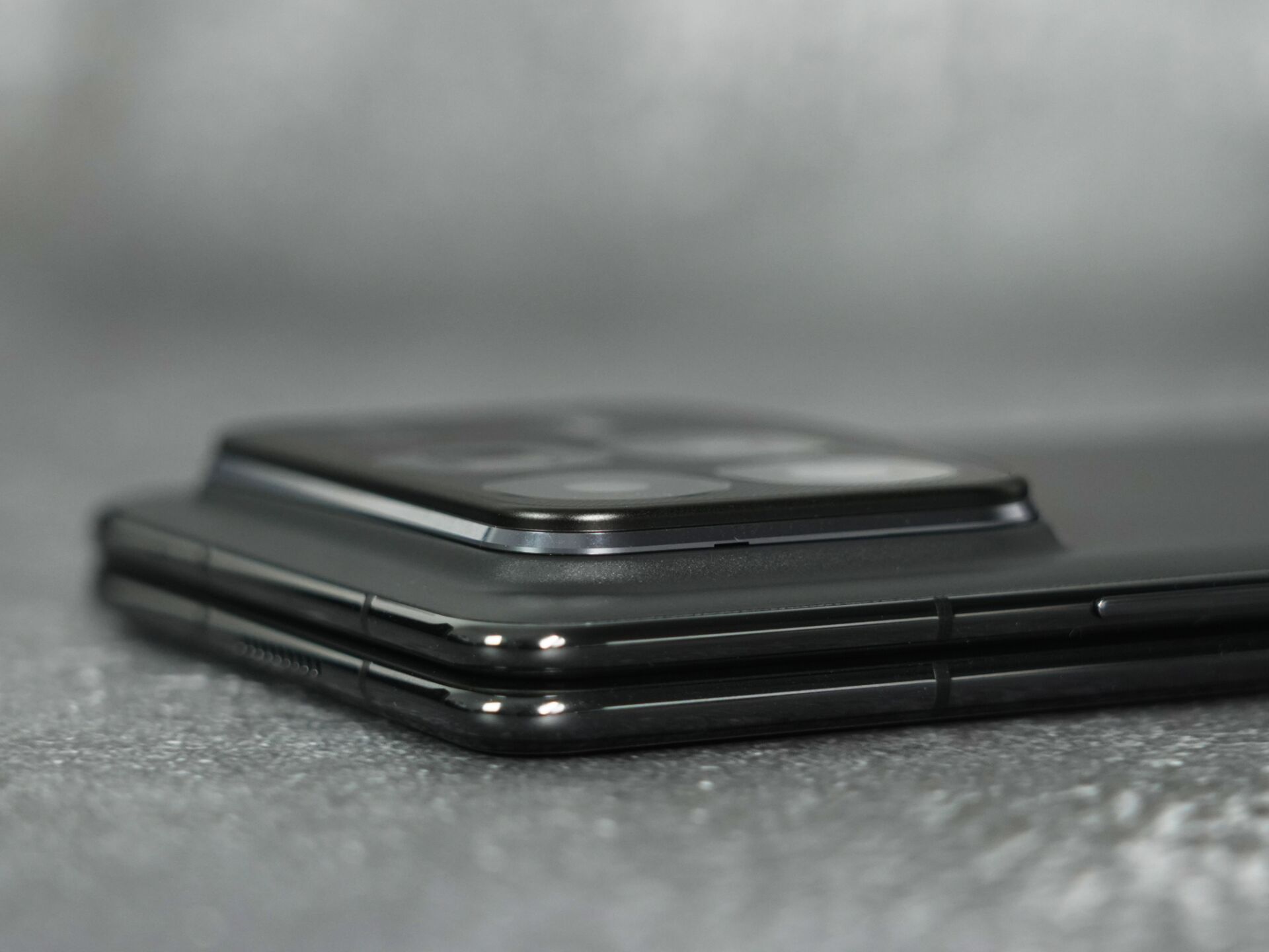 #小米MIX折叠屏系列全面开售# 已经用了一段时间的小米MIX Fold4大折叠