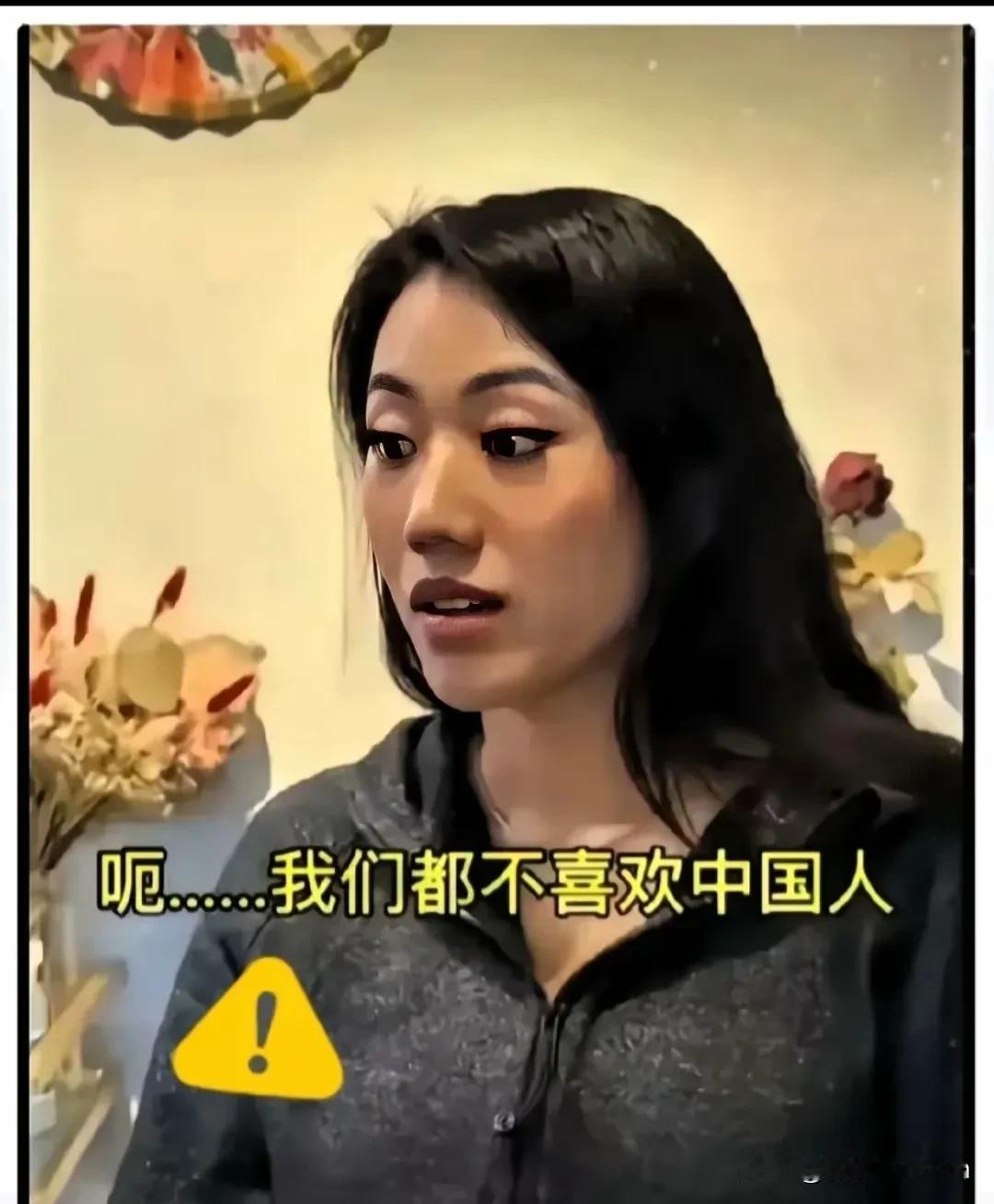 最近网上有段视频火了，新加坡代表在欧美节目里说“我们不喜欢中国”，结果主持人笑着
