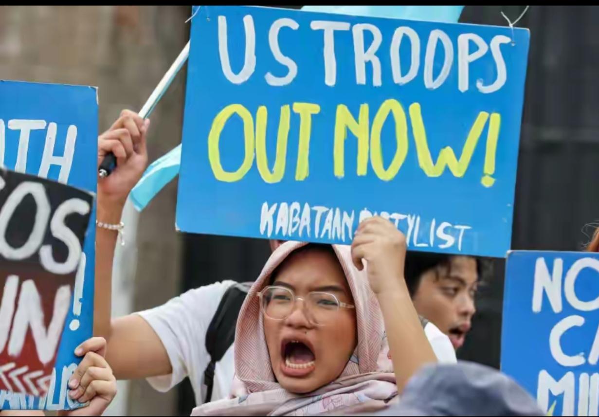 日本派兵参加美菲“肩并肩”联合军演，简直就是对菲律宾人民的公开侮辱！
     