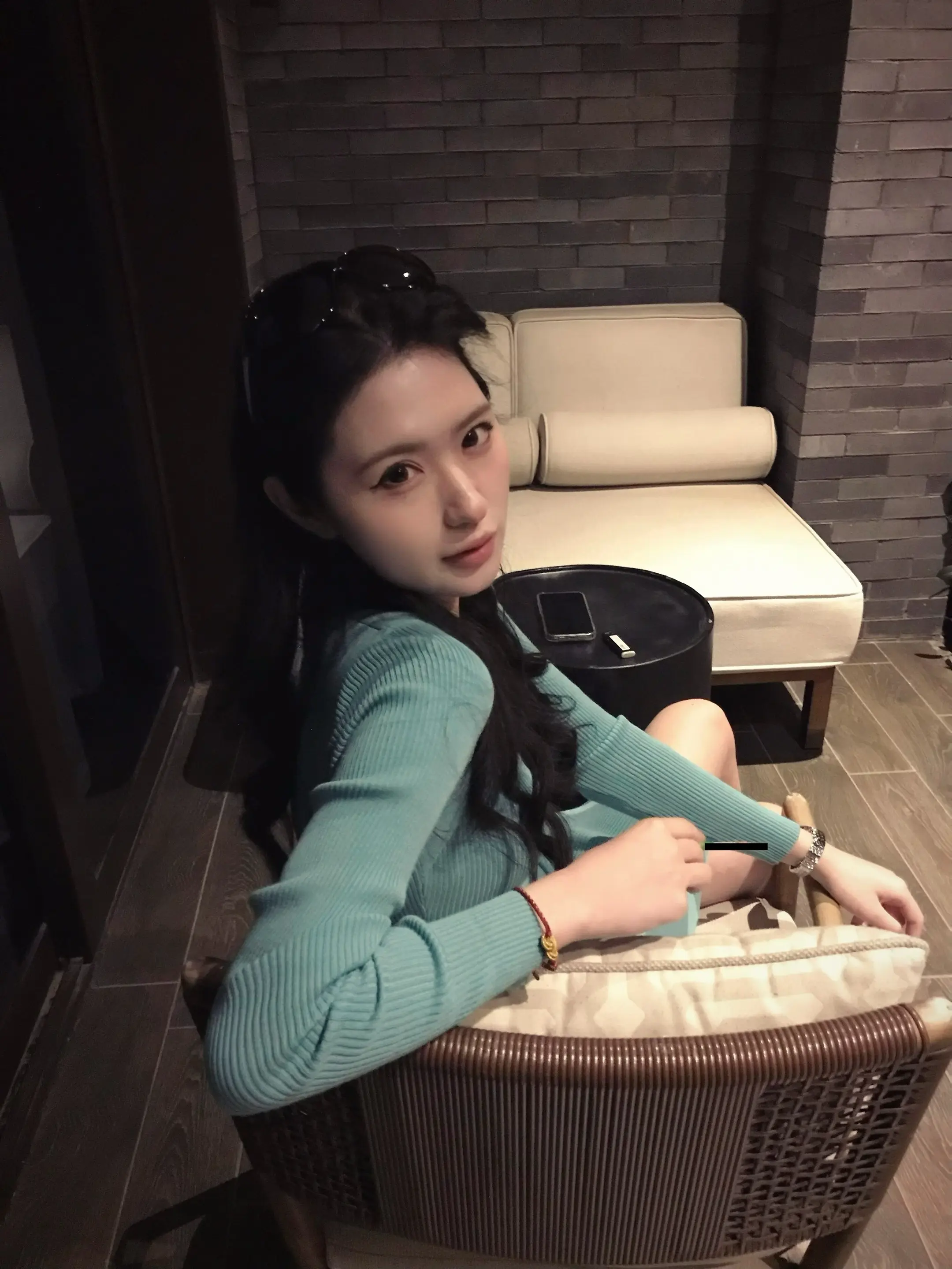 向命运低头不是一个漂亮女人该有的姿态