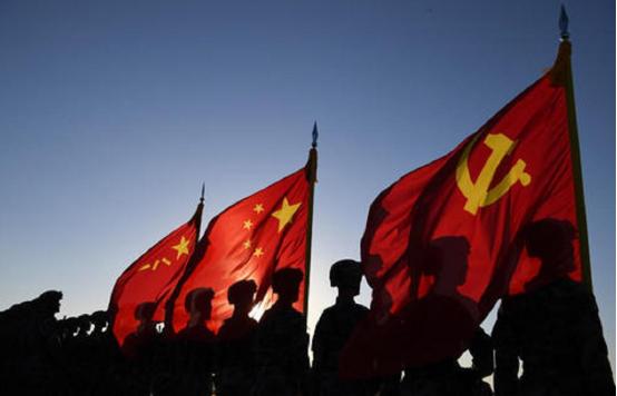 新加坡资深外交官说破世界最大真相！就算中国不想争第一，全球早已公认中国稳居顶尖行