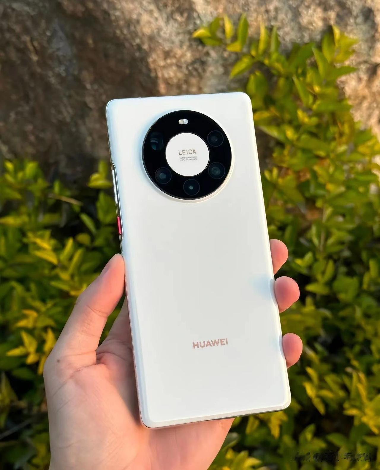 Mate 40 Pro 有必要换mate 60 Pro 吗？
虽然说升级到鸿蒙4