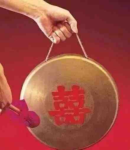 因为袁总第一次决定入坑演员的时候如何能想到我哈尼有一天会唱作会开tour会变成我
