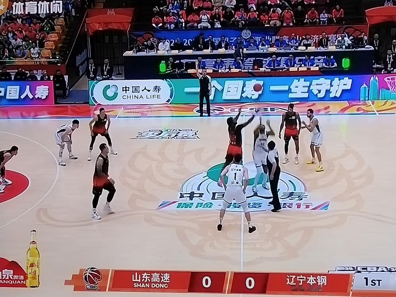 结束了，本赛季辽宁男篮的比赛结束了，关注了一个赛季，从外援的选择、人员的流失、本