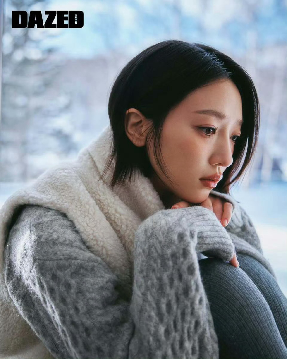 表艺珍 DAZED KOREA January 2026.1月刊 摄影: Lee