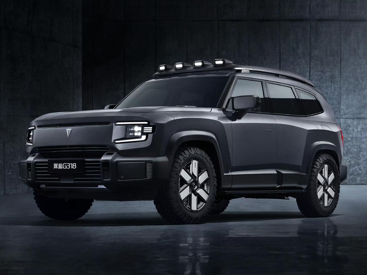 深蓝G318正式发布，售价疑似30万左右？
这台硬派SUV拥有拖挂资质和原地掉头