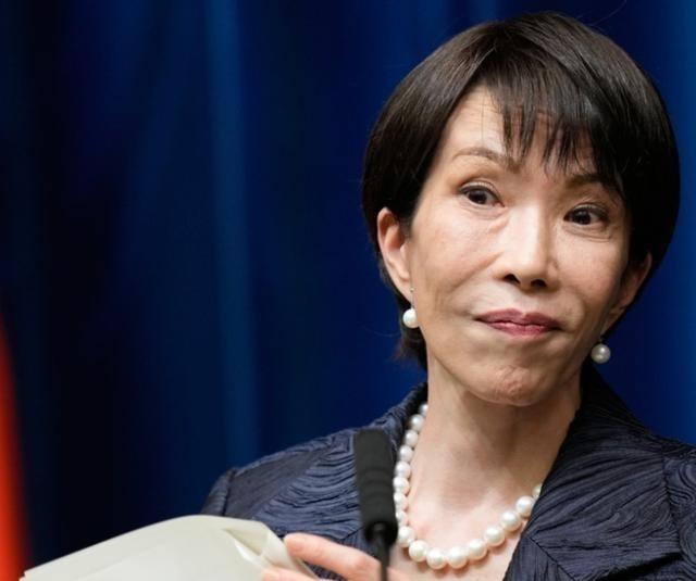 日本正在没日没夜修军事基地！美国智库：中国的动作更猛更快。大家别以为高市早苗只是