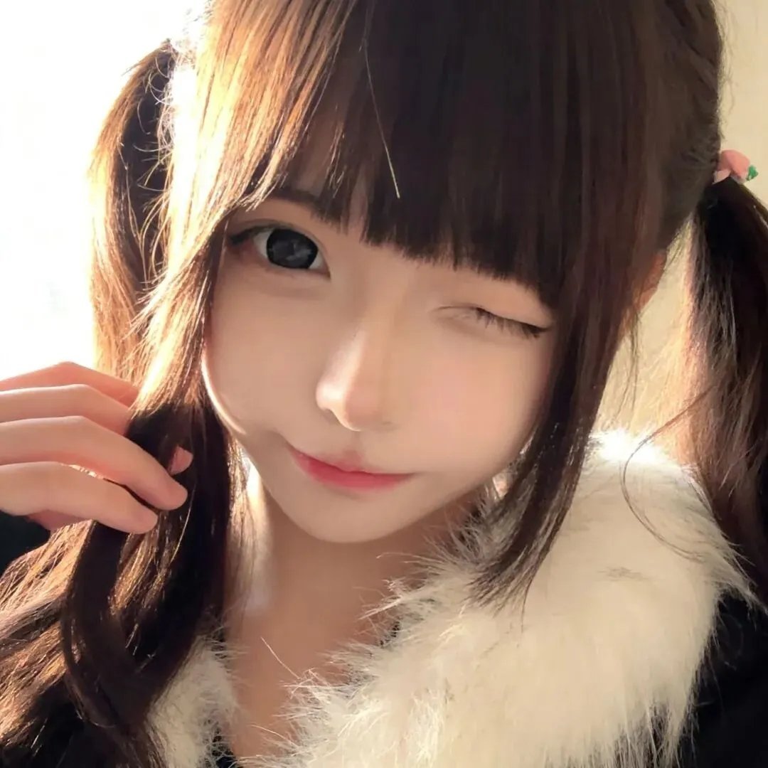 女生头像｜𝙒𝙚𝘾𝙝𝙖𝙩 小众氛围感女头｜感受到幸福的时候能放慢倍速就