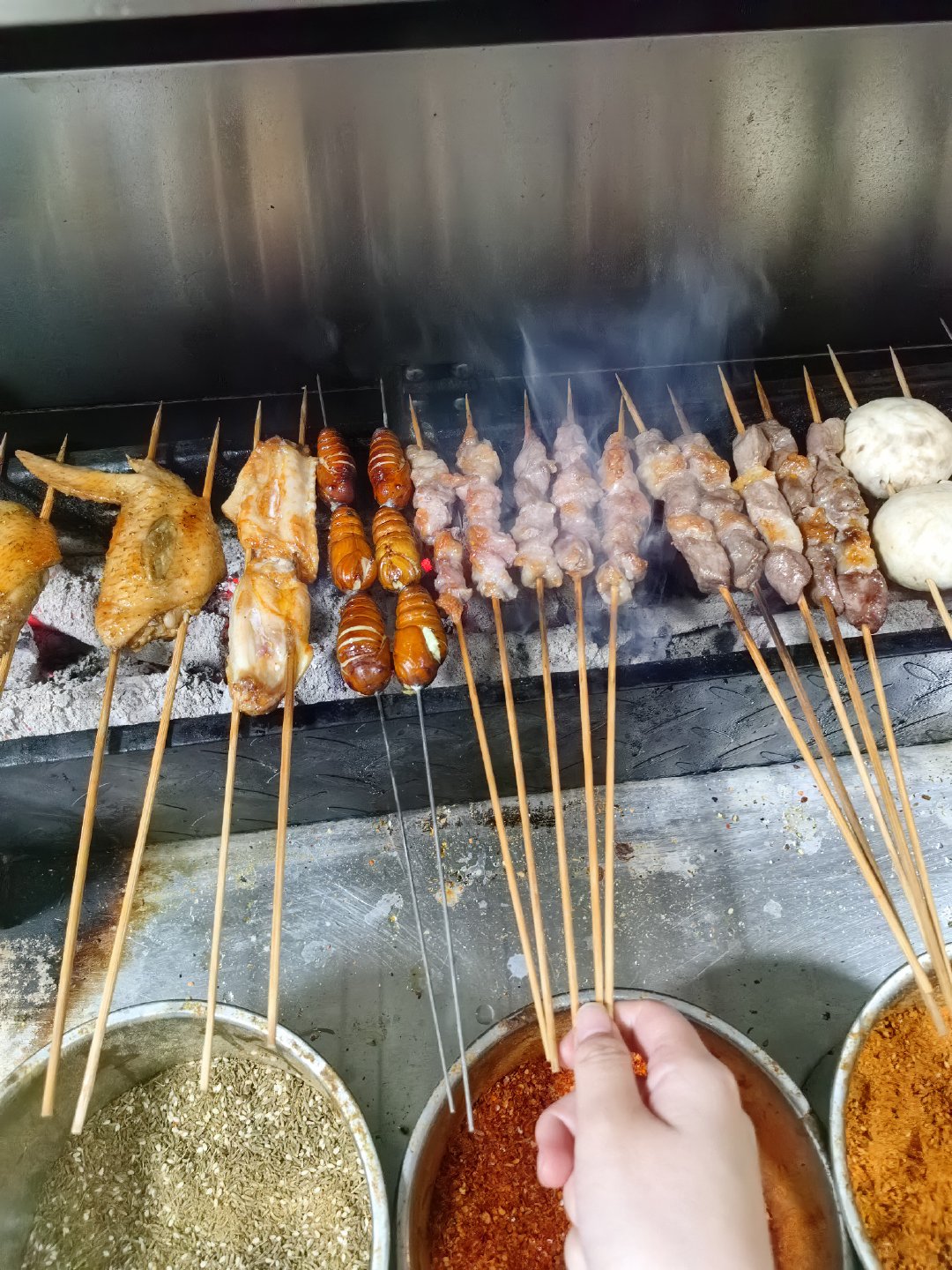 谁想吃我亲手烤的串！ 