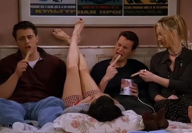 不出意外，果然被我猜中了！很多人以为，美国怕的是35万亿美债崩盘，是通胀如虎。错