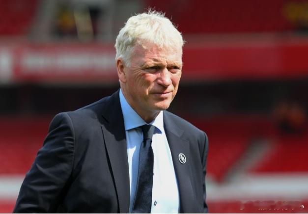 近日在接受好体育采访的时候莫耶斯表示，希望以用格拉利什在曼城和埃弗顿不同的表现来