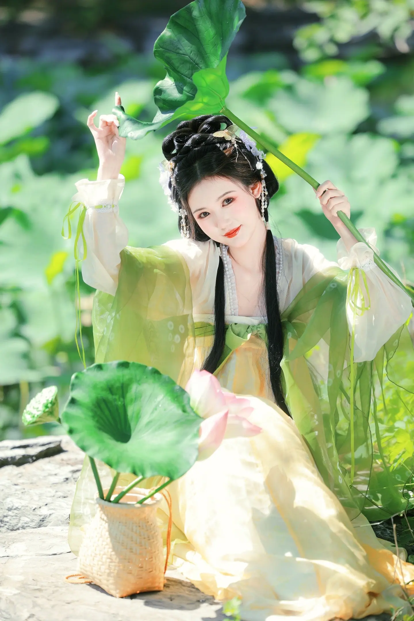 这是…荷叶成精吧？