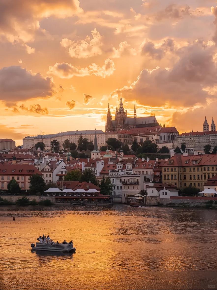 海南自贸港首条第七航权航线首航旅游 ✈️历史性突破！全国首条第七航权航线「三亚⇌