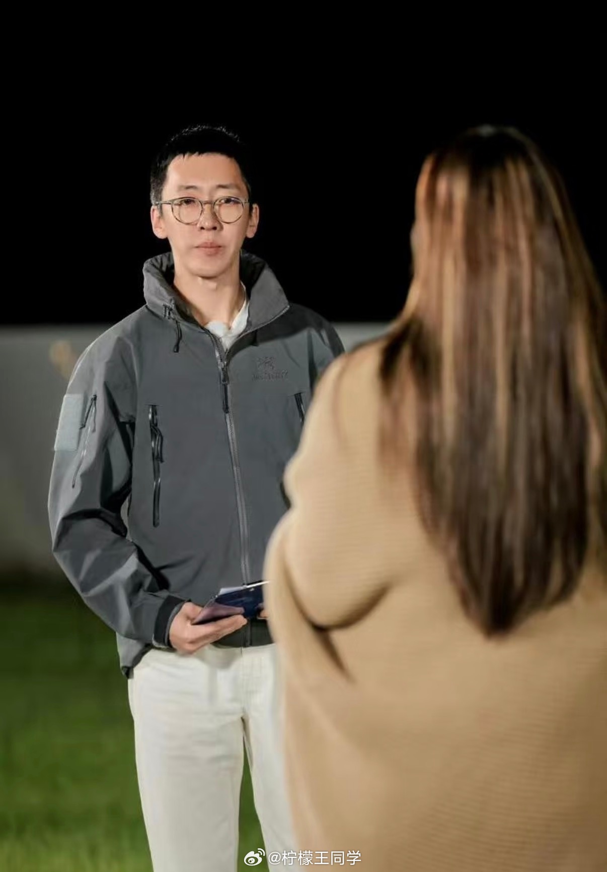 葛夕被留几手气哭了既然都分开了，又要时不时的提一下对方，然后又说不爱了… 