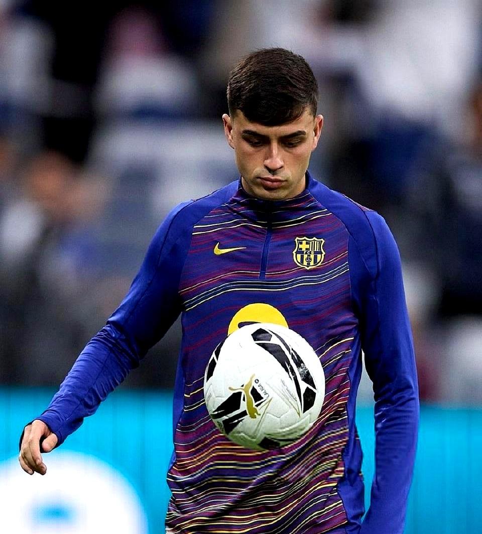 最近足坛的伤病和转会瓜，简直藏都藏不住！  
 

阿森纳巴西中卫加布里埃尔小腿