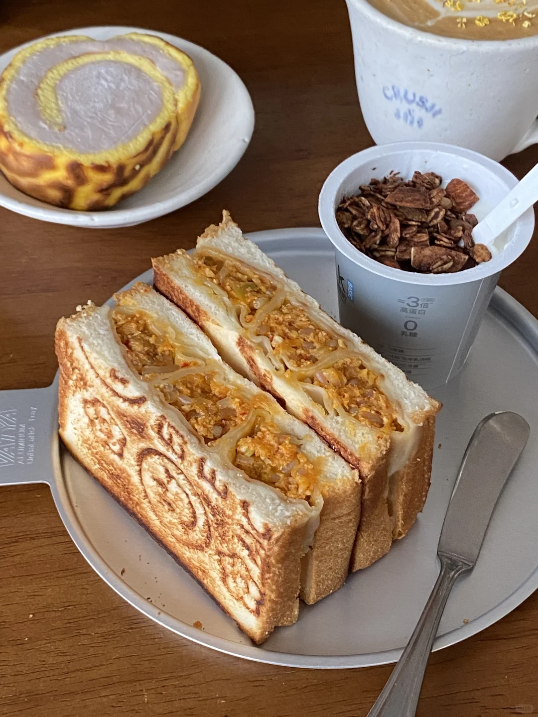 分享我的小众三明治｜泡菜饺子三明治🥪