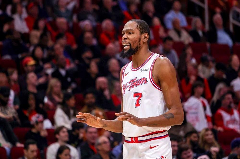 我真的看傻了。

一个37岁，一个正值巅峰，今天这俩人的表现……简直了。

先说