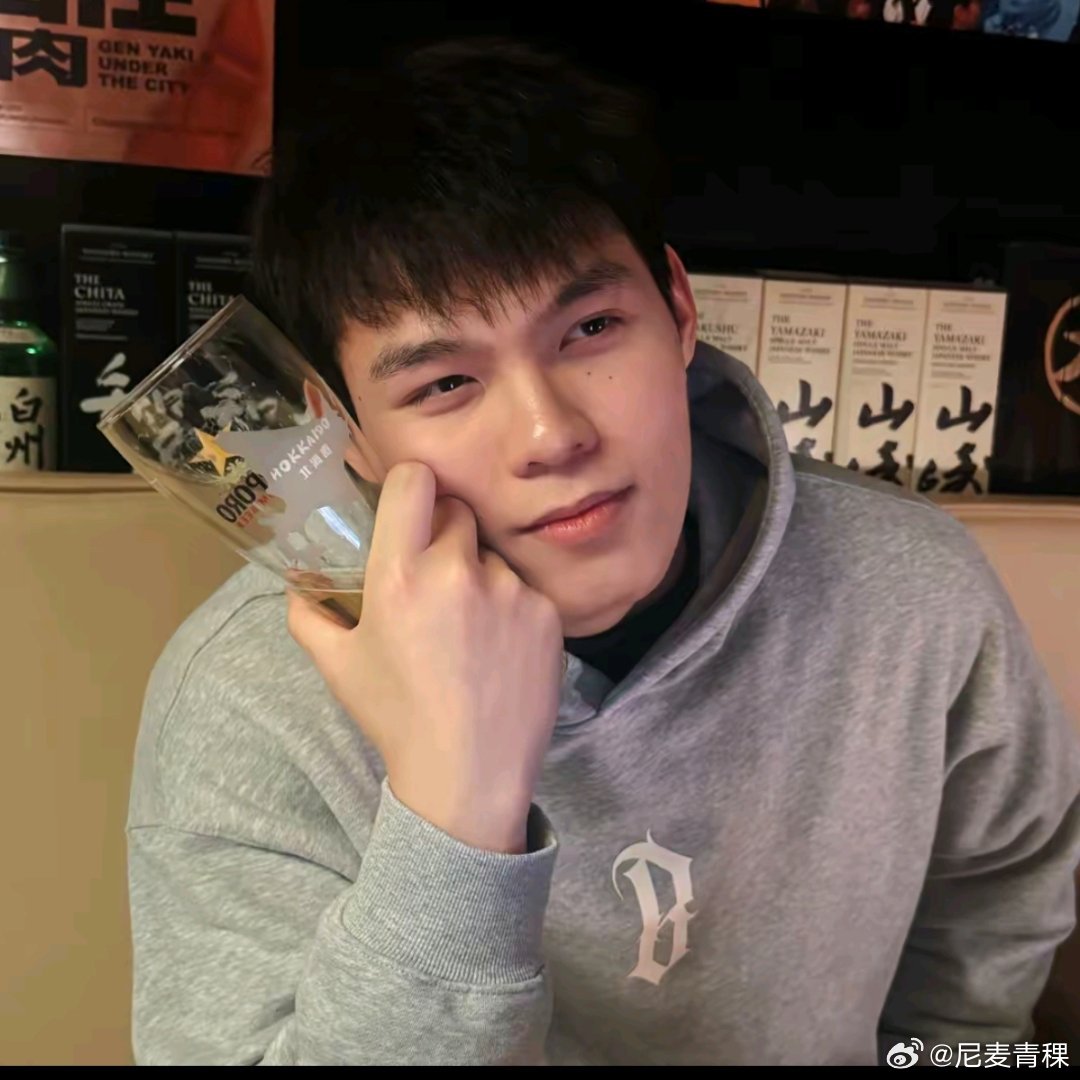 排球不落地 古巴战神自带忧伤气质 