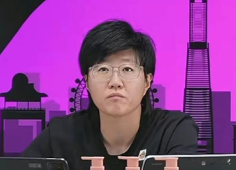 梁靖崑输给吴俊诚，郭焱早就看出来了，为何王皓仍然把机会给了梁靖崑？

第一场梁靖