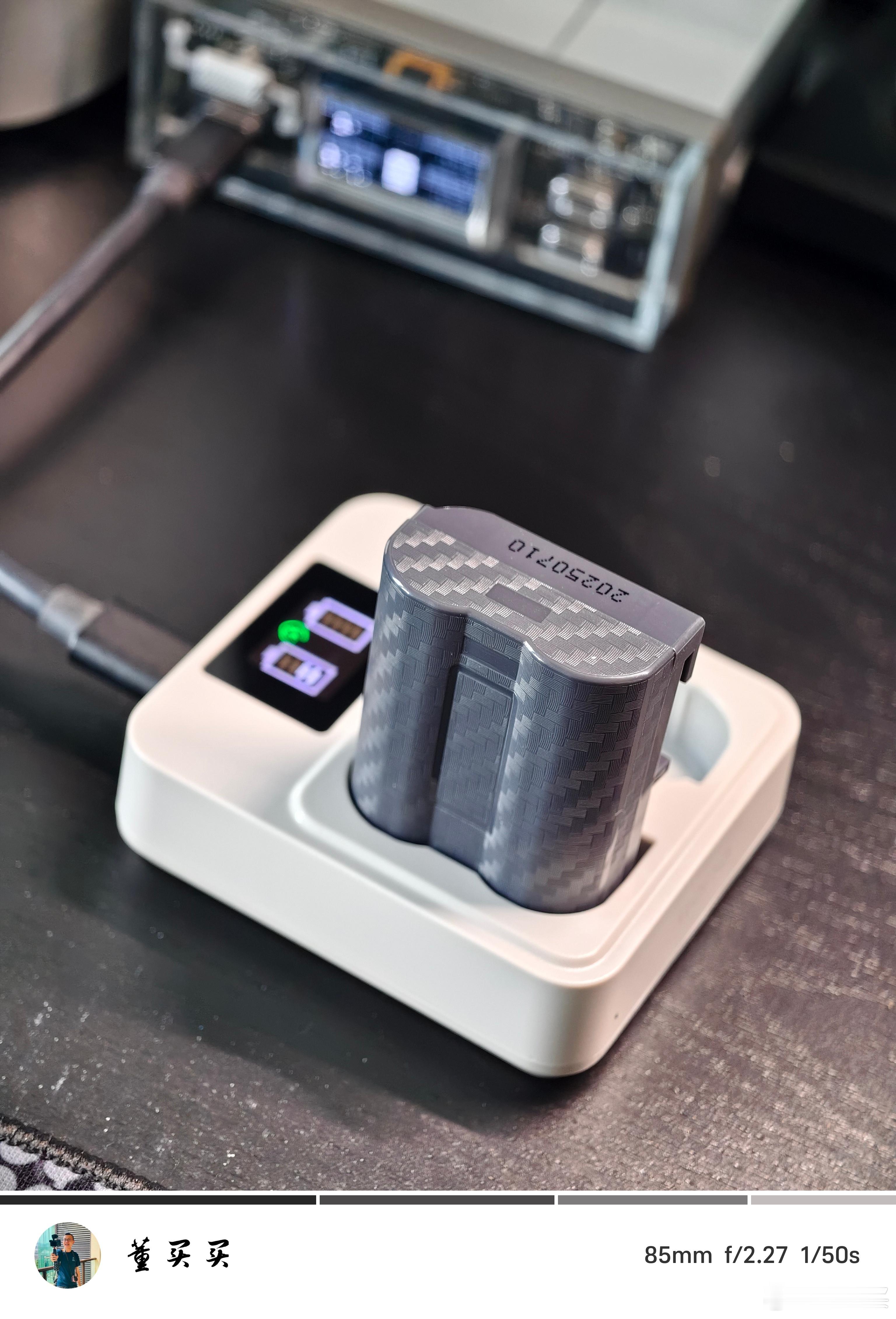 尼康ZR好像没锁副厂电池？按照索尼用户的习惯买电池。发现京东有大量副厂EN-EL