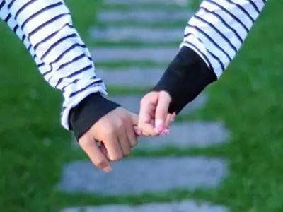 《越亲近越危险？别让“亲密无间”变成感情的雷区！》

大家好，今天咱们不聊风花雪