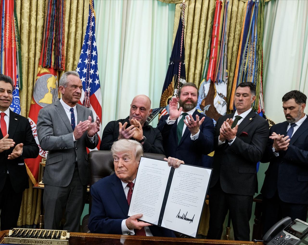 为了访华，美国忍了
4月19日，根据知情人士透露，美国内部正在就是否下令派出地面