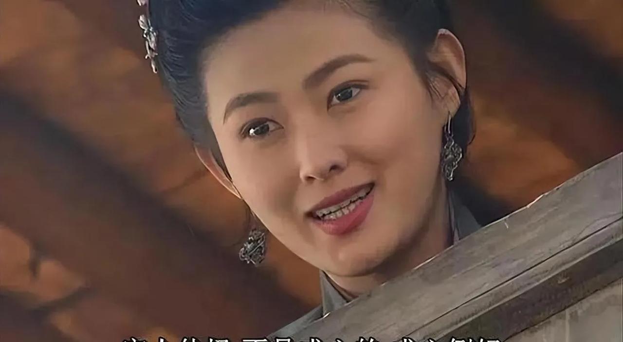 凭“潘金莲”一角红遍全国，她却坦言角色也“毁”了自己的婚姻。面对主持人“老公会吃