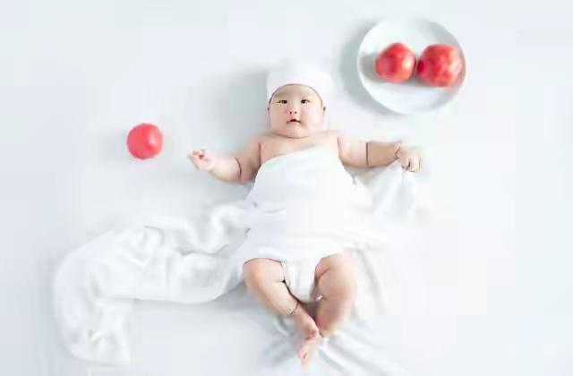 女儿养了3个月出院记录显示是男婴希望医院尽快配合鉴定，不管是文书失误还是其他情况