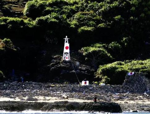 钓鱼岛不必拆灯塔！
 
中国这招更绝，日本只能干瞪眼，太解气了！
 
12月2日