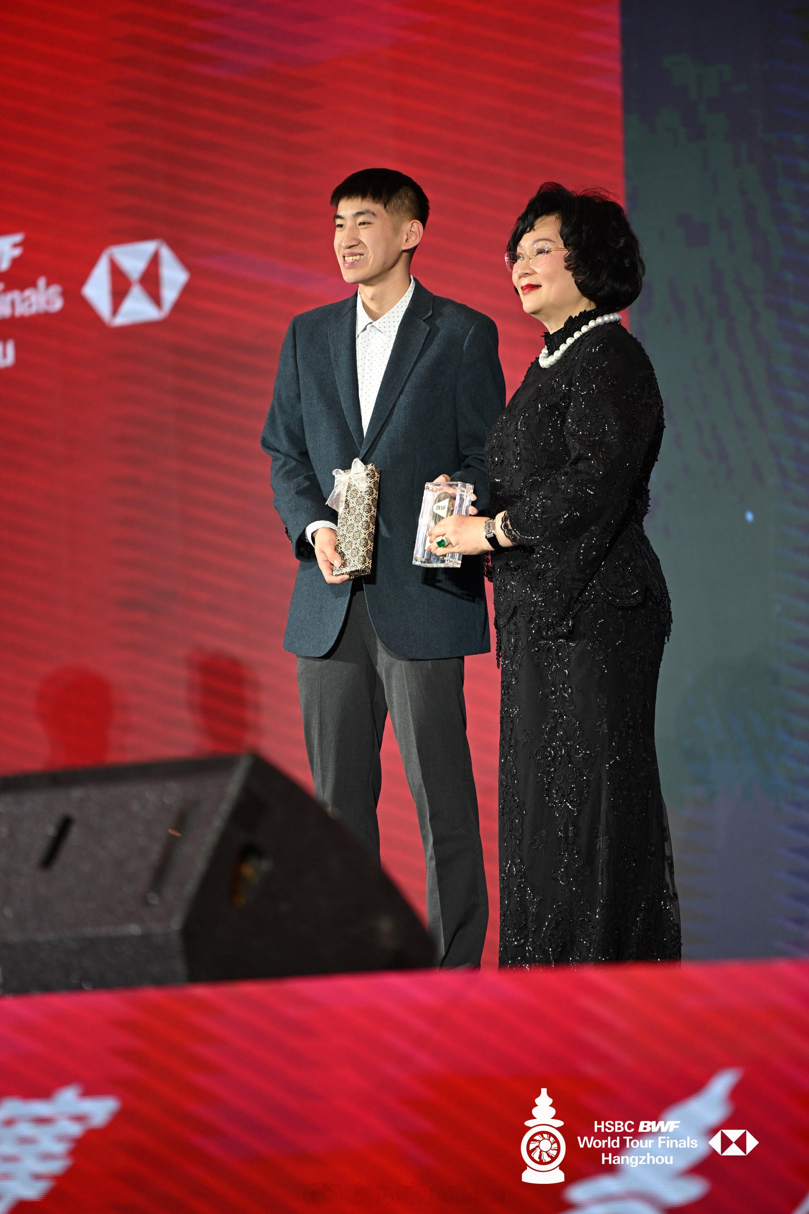 庄友明新星奖：🇨🇦赖浩俊羽联总决赛颁奖典礼2025年世界羽联年终总决赛