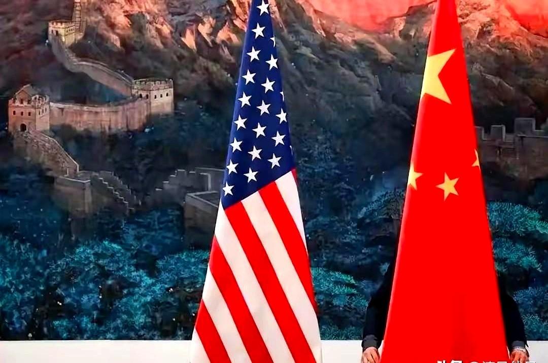 美国代表团访华行程刚落幕，7月29日美方就出台新规。
美国人眼睁睁看着咱们的人形