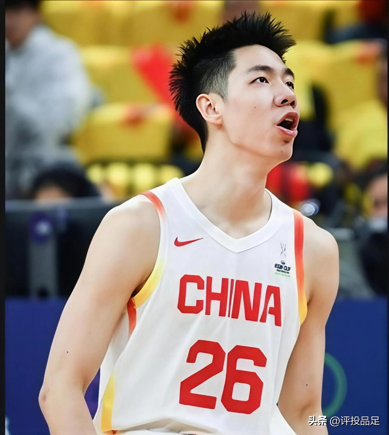 中国男篮今天傍晚以100-93战胜中国台北，5名赢球功臣！
1.朱俊龙
朱俊龙打