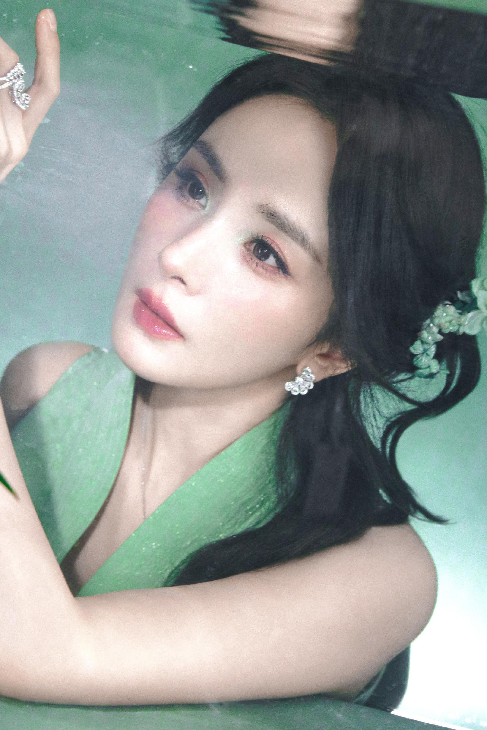 杨幂杨幂0912生日快乐 ym杨幂和火锅 “你是我永远无法用语言描述的心动”𝐘