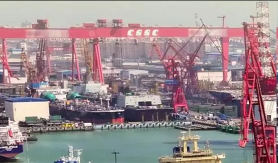 5月21日，中国海军再次给世界投下了一枚“重磅炸弹”。这一次的主角不是航母，也不