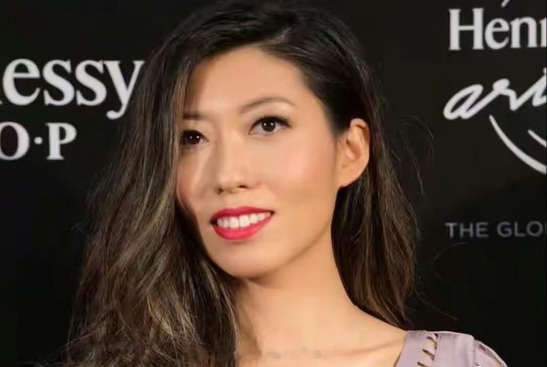 所以你们完全没有记忆吗？3.5亿啊？你没价值瓜还有吗曲婉婷母亲贪污3.5亿元职工