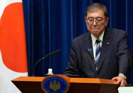 特朗普转身就走了，中美默契在这一刻淋漓尽致，日本举国为之震动

9月7号石破茂刚