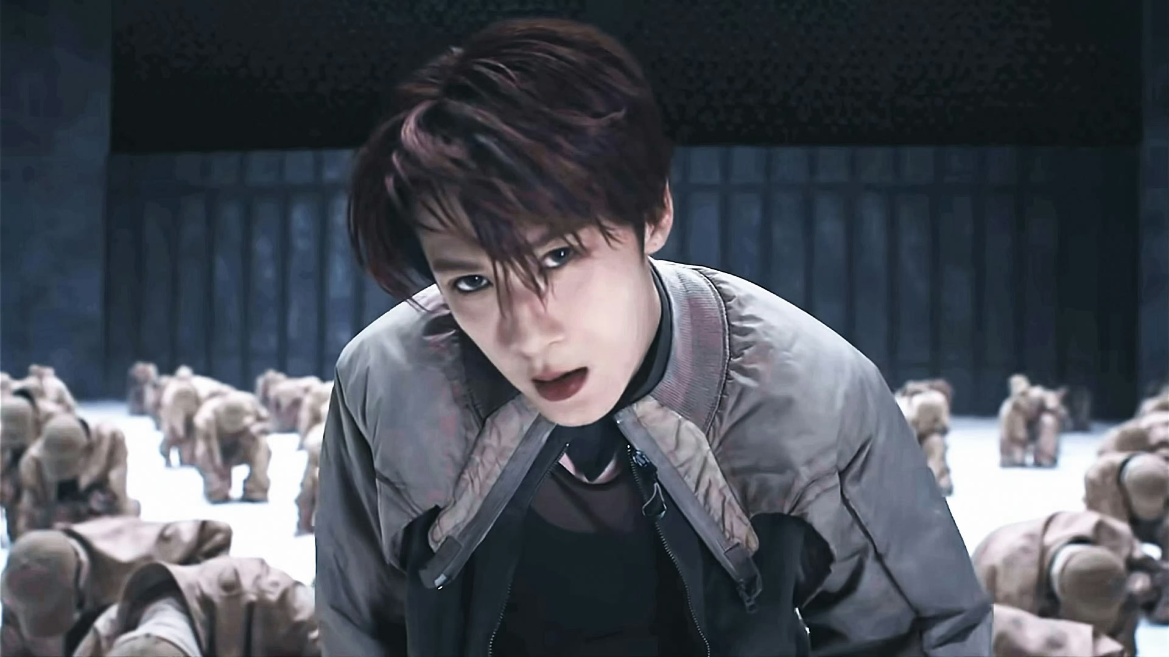 檀健次这个镜头感太强了吧，舞蹈张力太完美了，什么风格都驾驭的很好檀健次DEADR