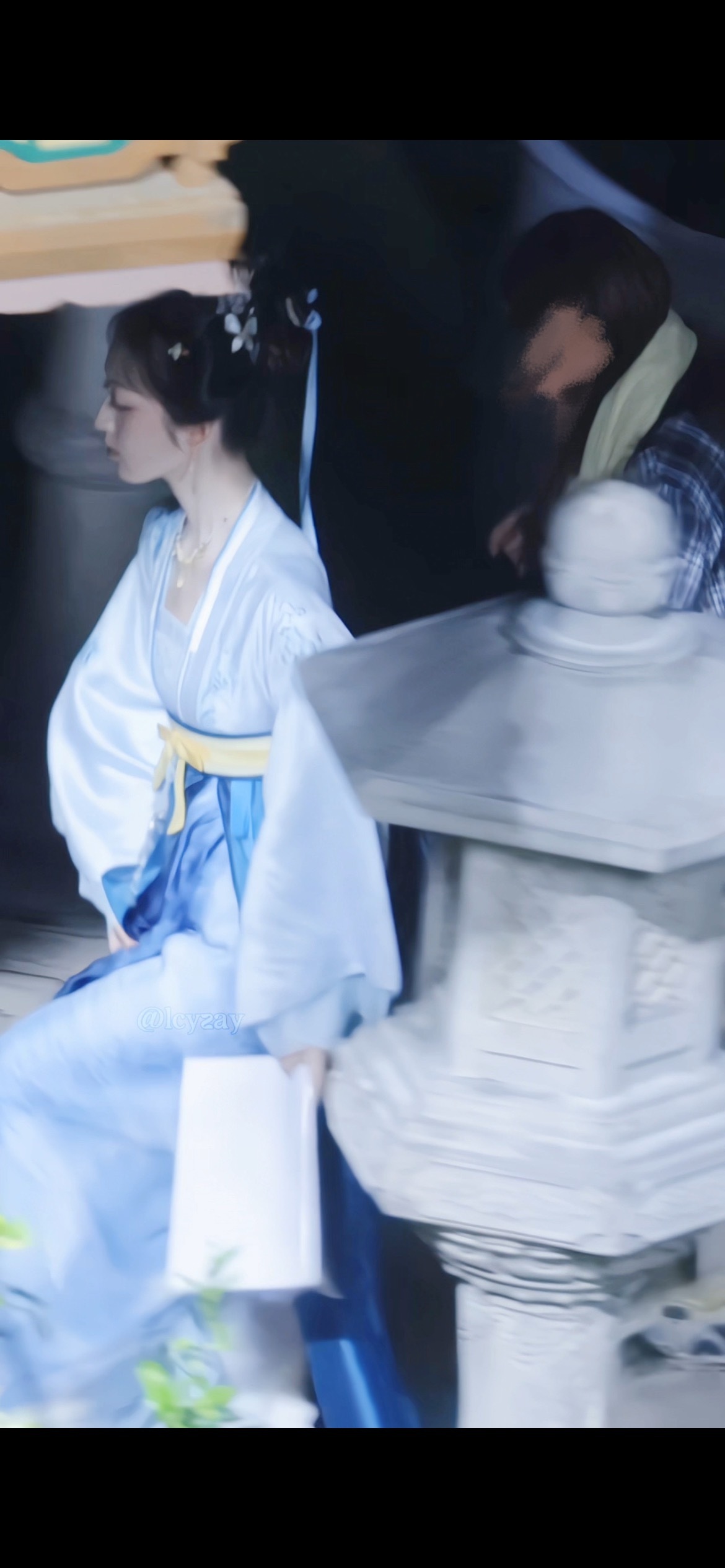 我们家蓝莓小蛋糕邓恩熙杨善衡 邓恩熙恰逢春
