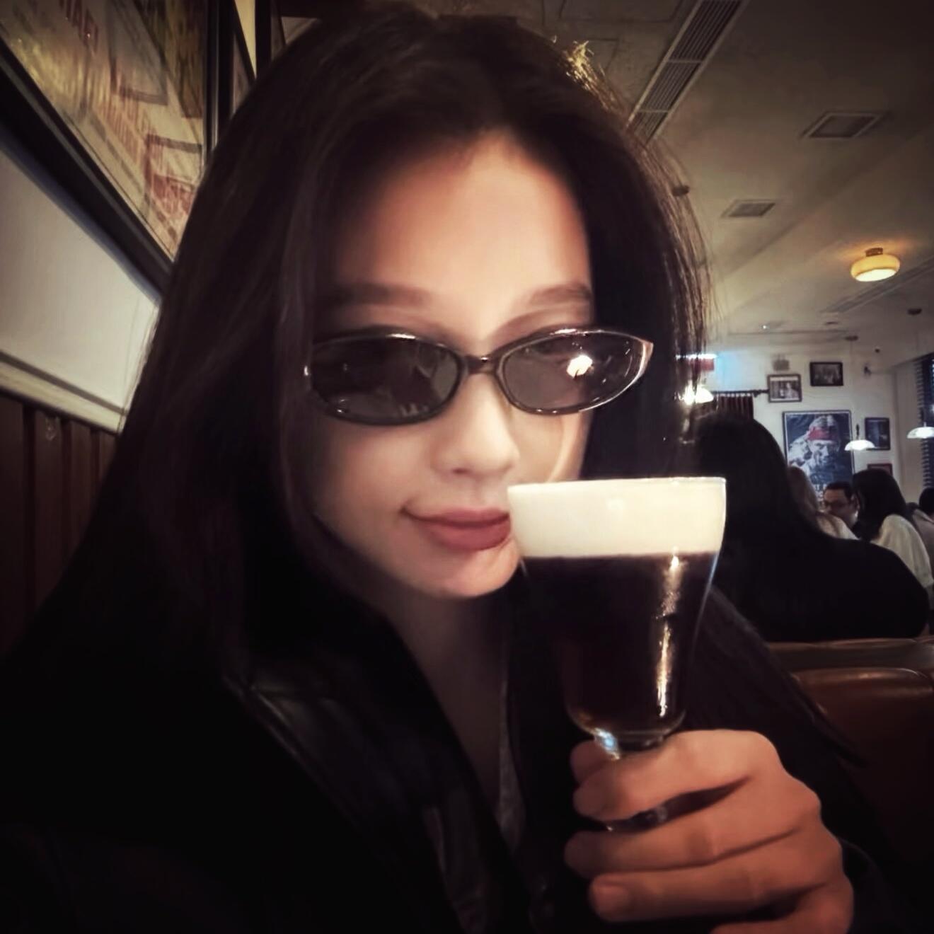 正午阳光疑似辟谣虞书欣出演正午辟谣的是没参与项目，跟虞书欣0️⃣关系还是那句话，
