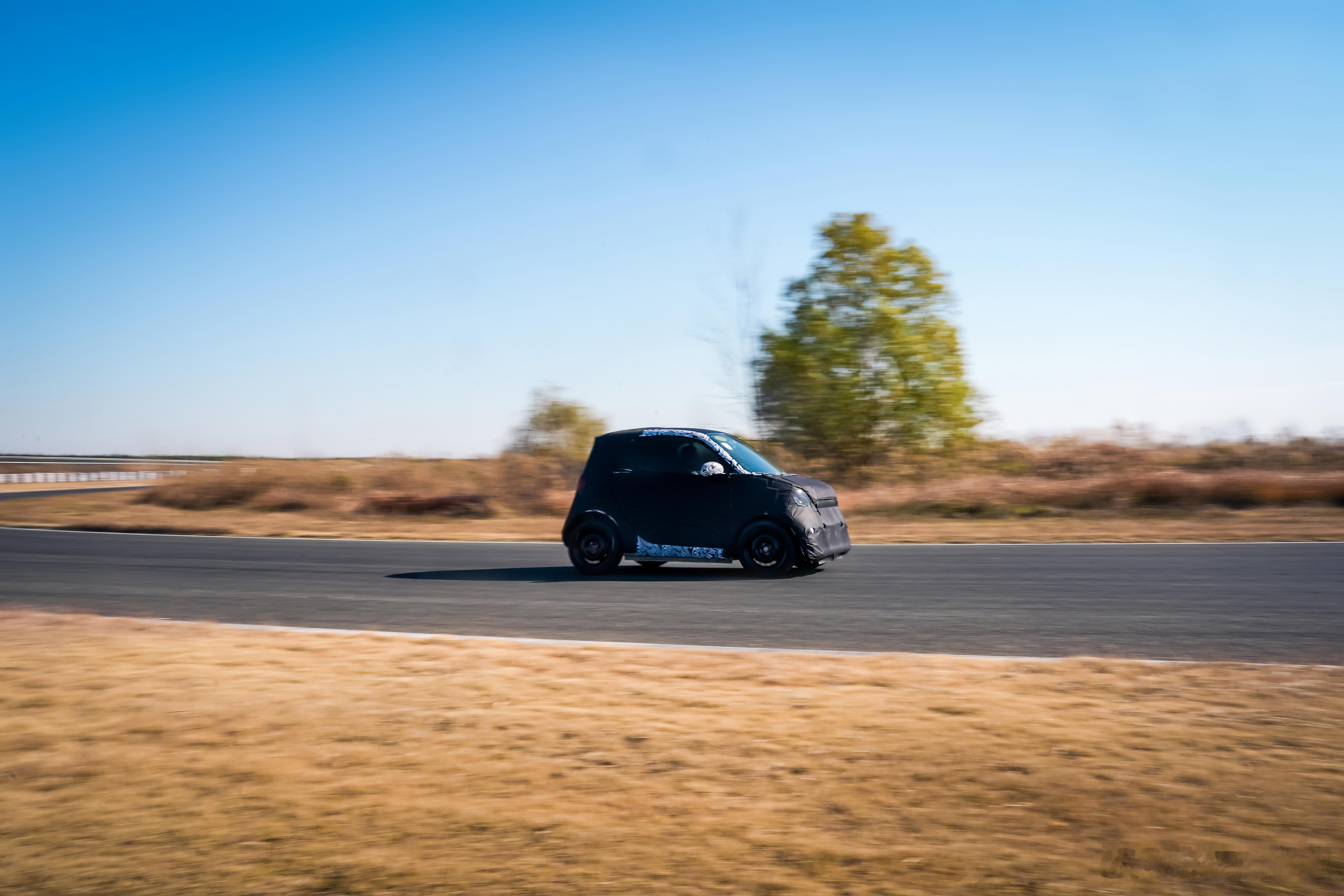 Smart 终于 mini 了！能上沪绿牌么 