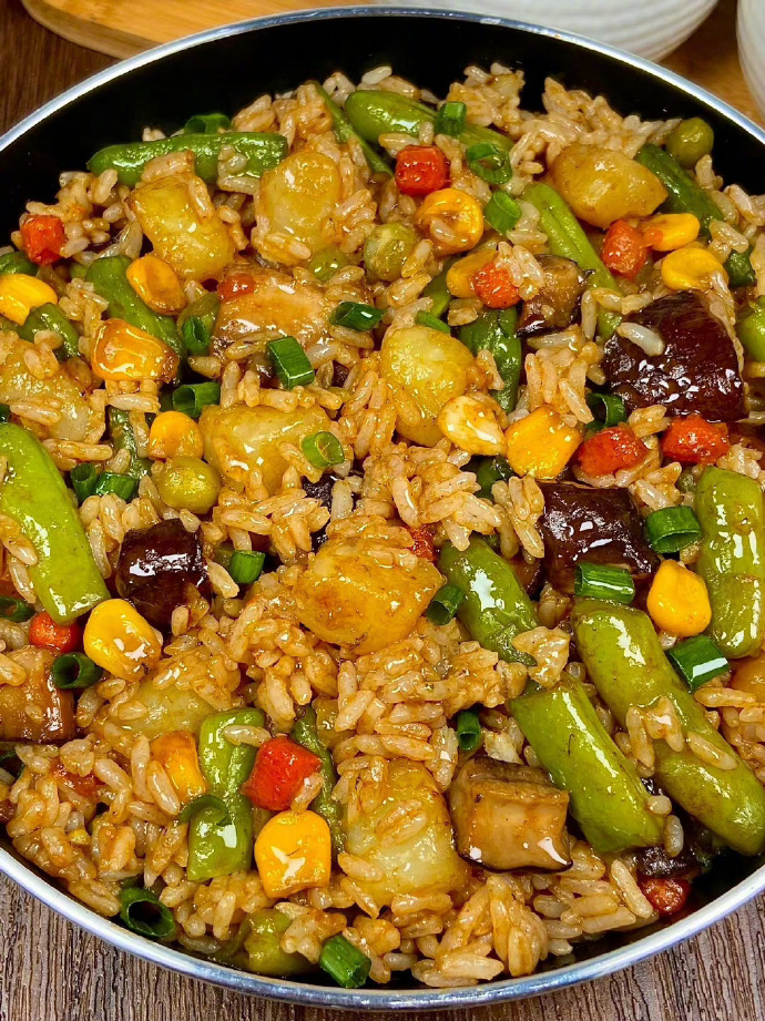 土豆豆角焖饭，香个跟头 