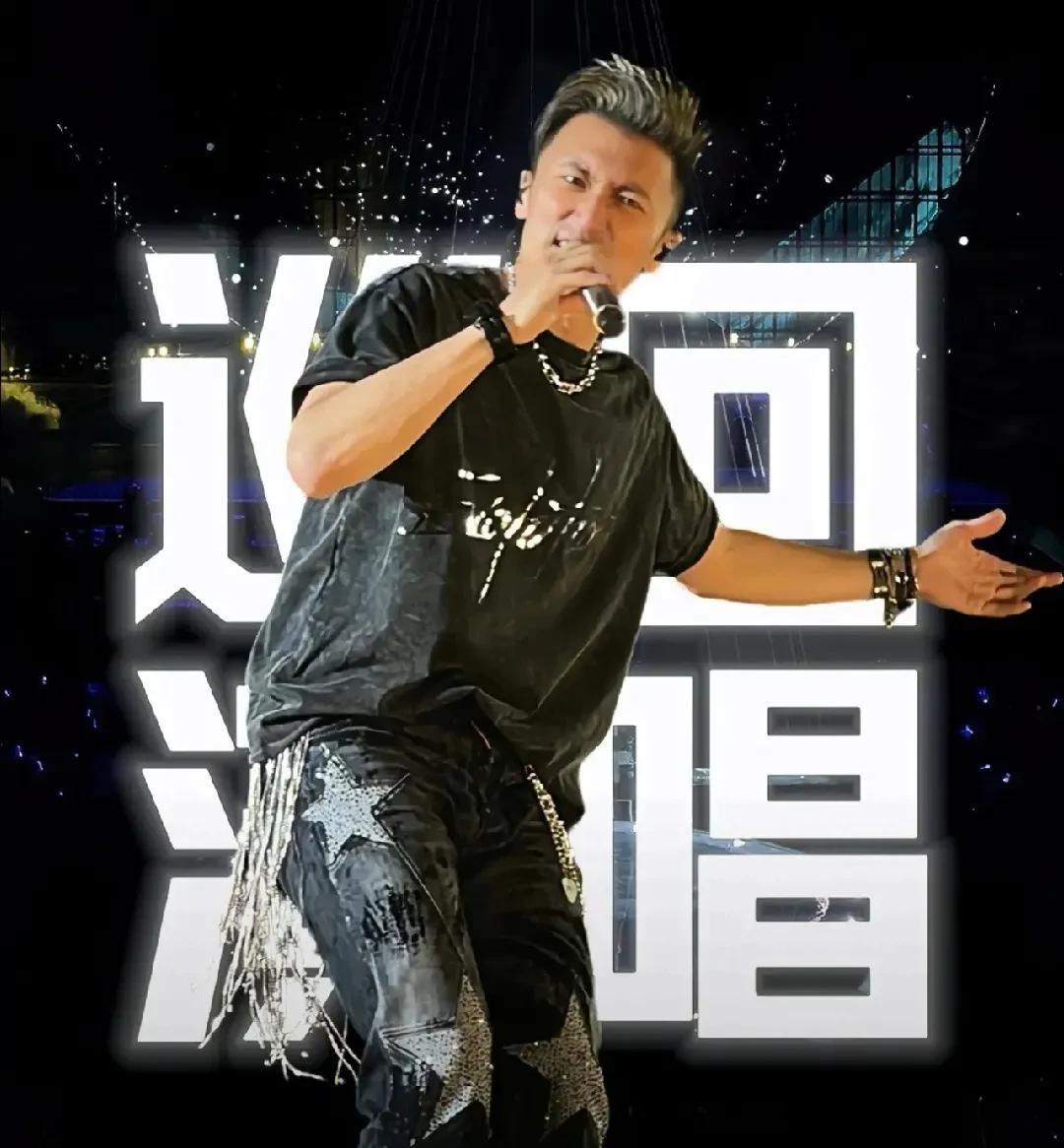 王菲这趟去西安，把多少围着结婚证吵了十几年的人给看傻眼了。
57岁，剪了一头短发