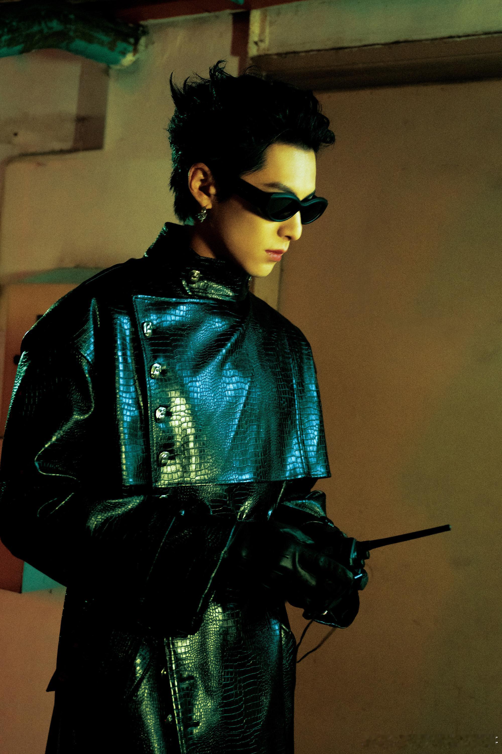 王鹤棣跨年舞台出图，大佬啊🧎 