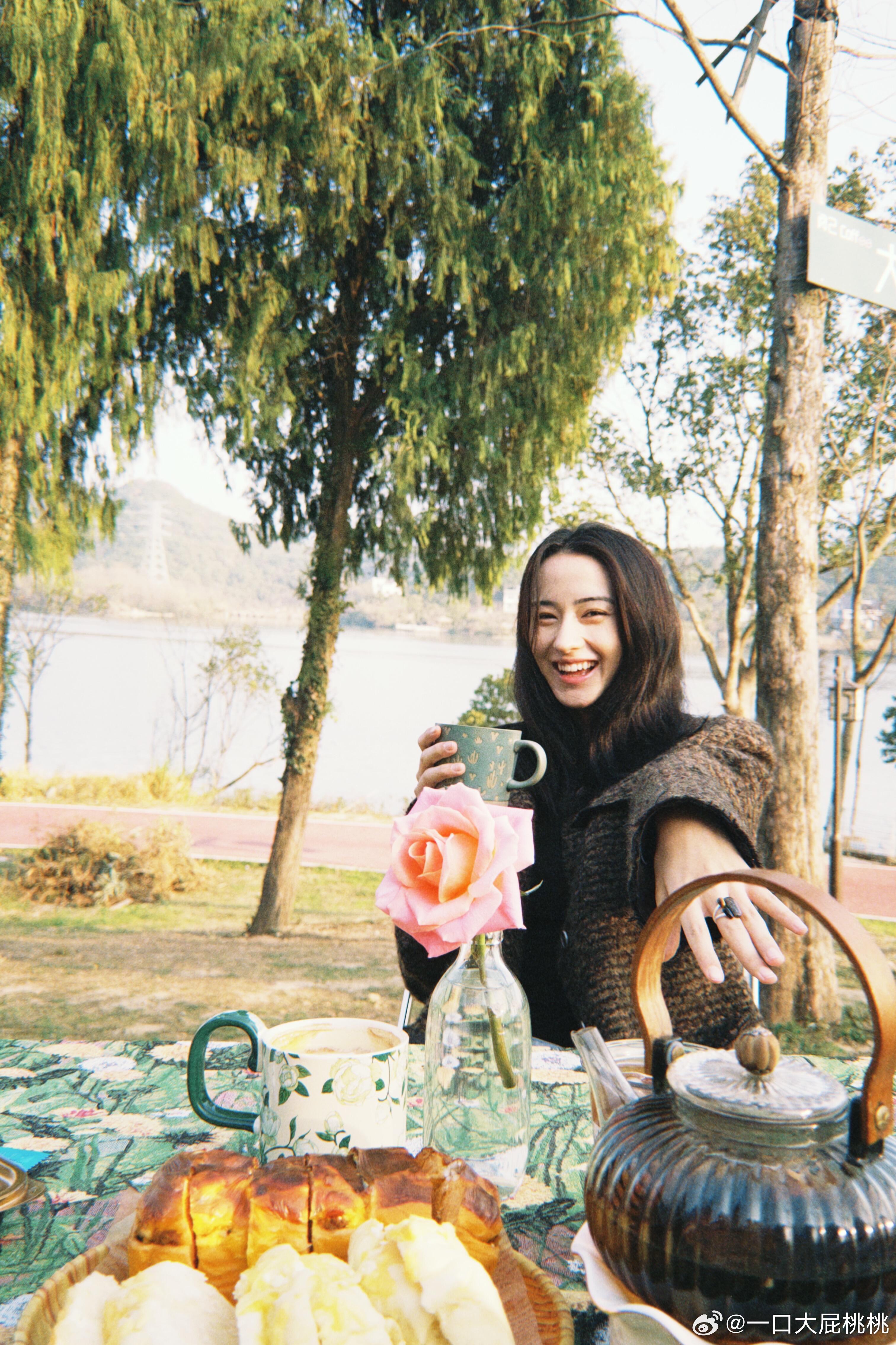 李宛妲张净硕春游度假照📷 